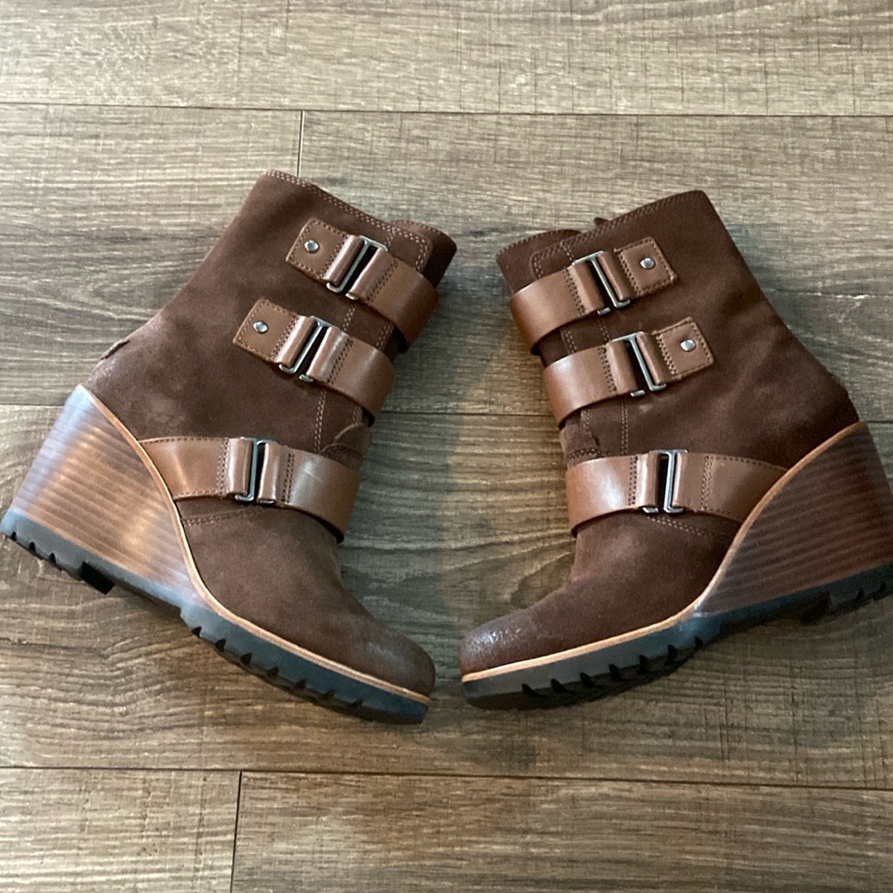 Sorel After Hours Suede Wedge Booties - Size 7